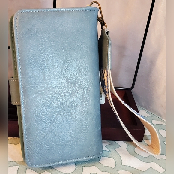 Emperia Vegan Leather Wallet with Boho Strap - Picture 3 of 9